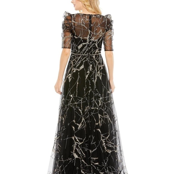 Mac Duggal 20428 NWT EMBELLISHED GATHERED PUFF SLEEVE FAUX WRAP GOWN - Picture 3 of 10